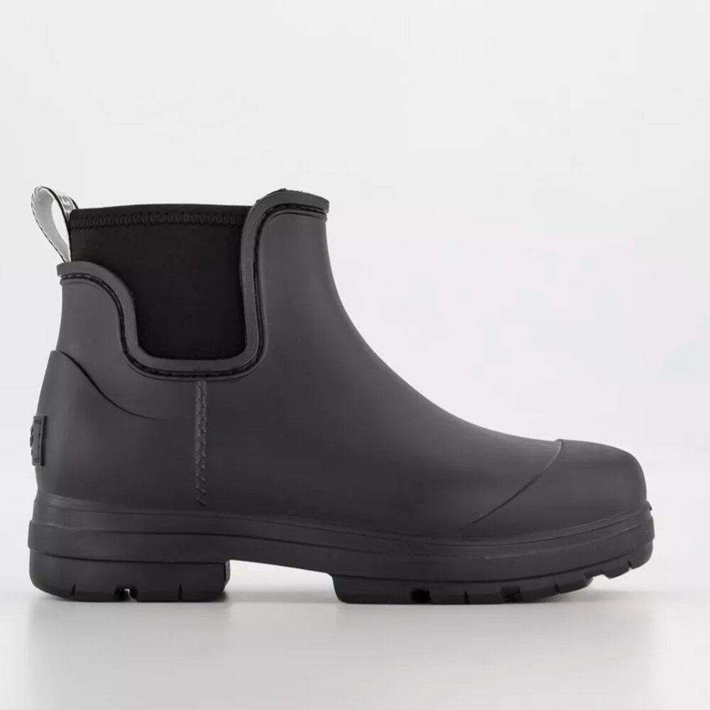 UGG - Picture 2 of 2